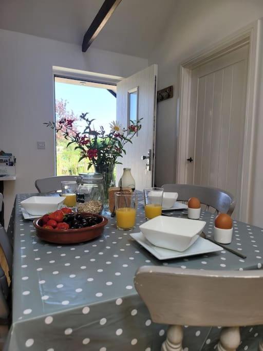 Willow Cottage In Idyllic Location Harrietsham Dış mekan fotoğraf
